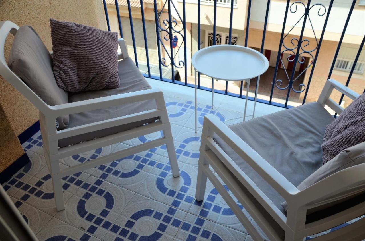 Naufragos Beach Apartment Torrevieja Esterno foto