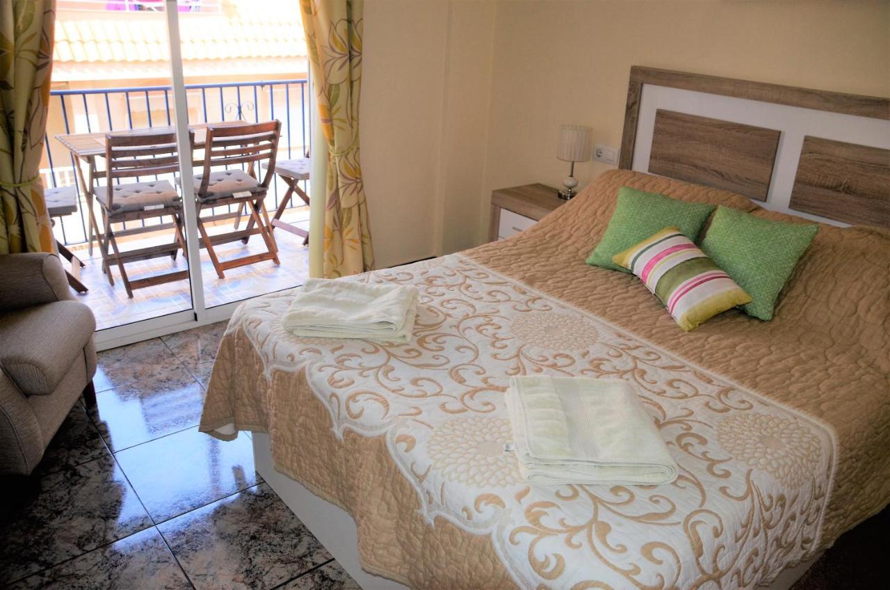 Naufragos Beach Apartment Torrevieja Esterno foto