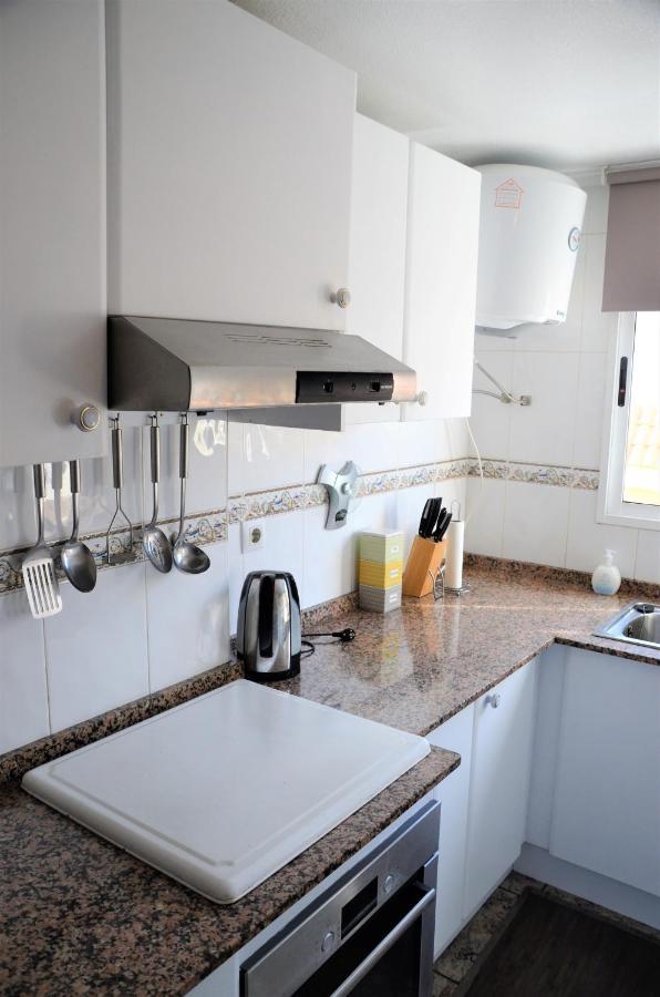 Naufragos Beach Apartment Torrevieja Esterno foto