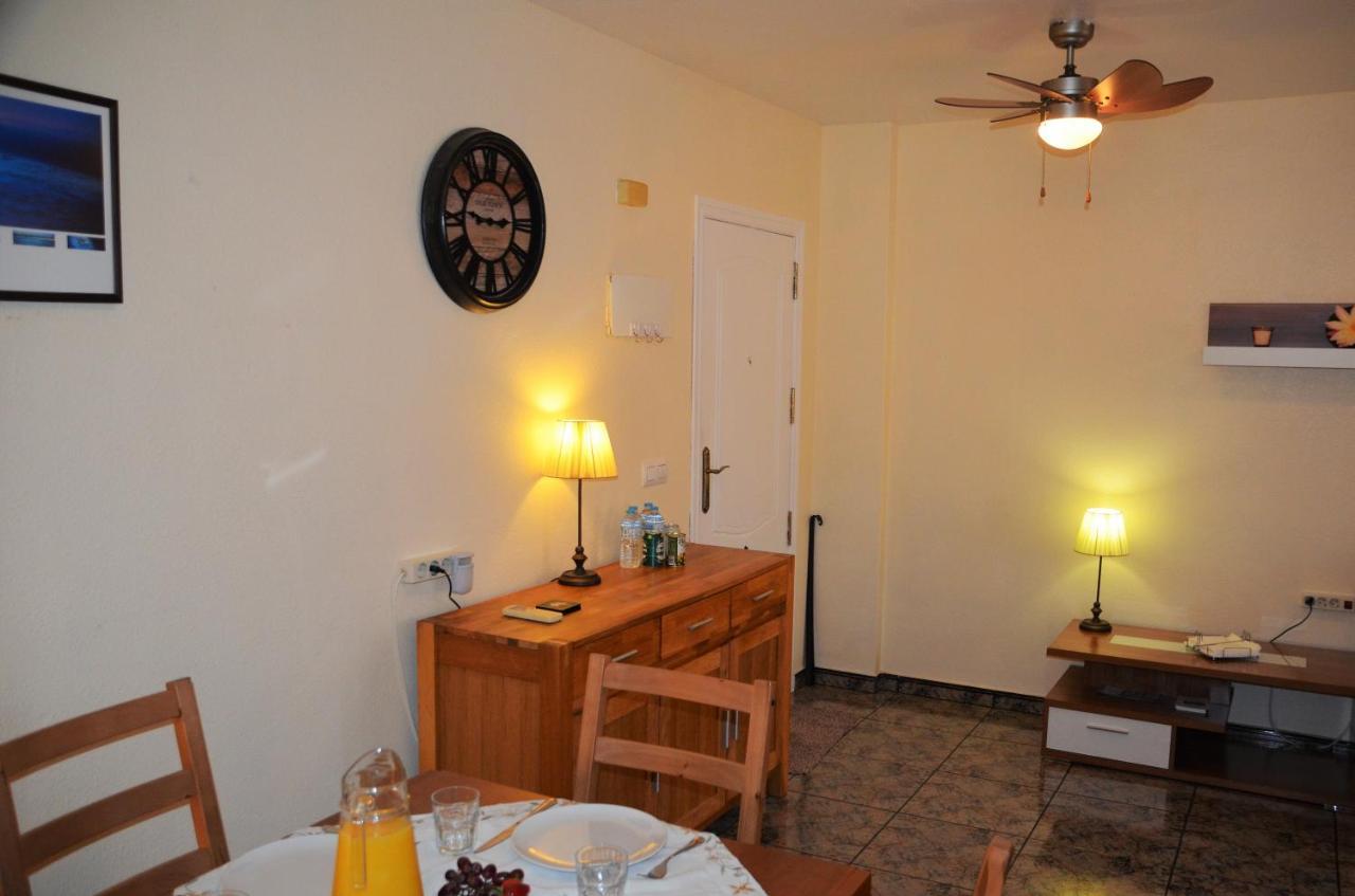 Naufragos Beach Apartment Torrevieja Esterno foto