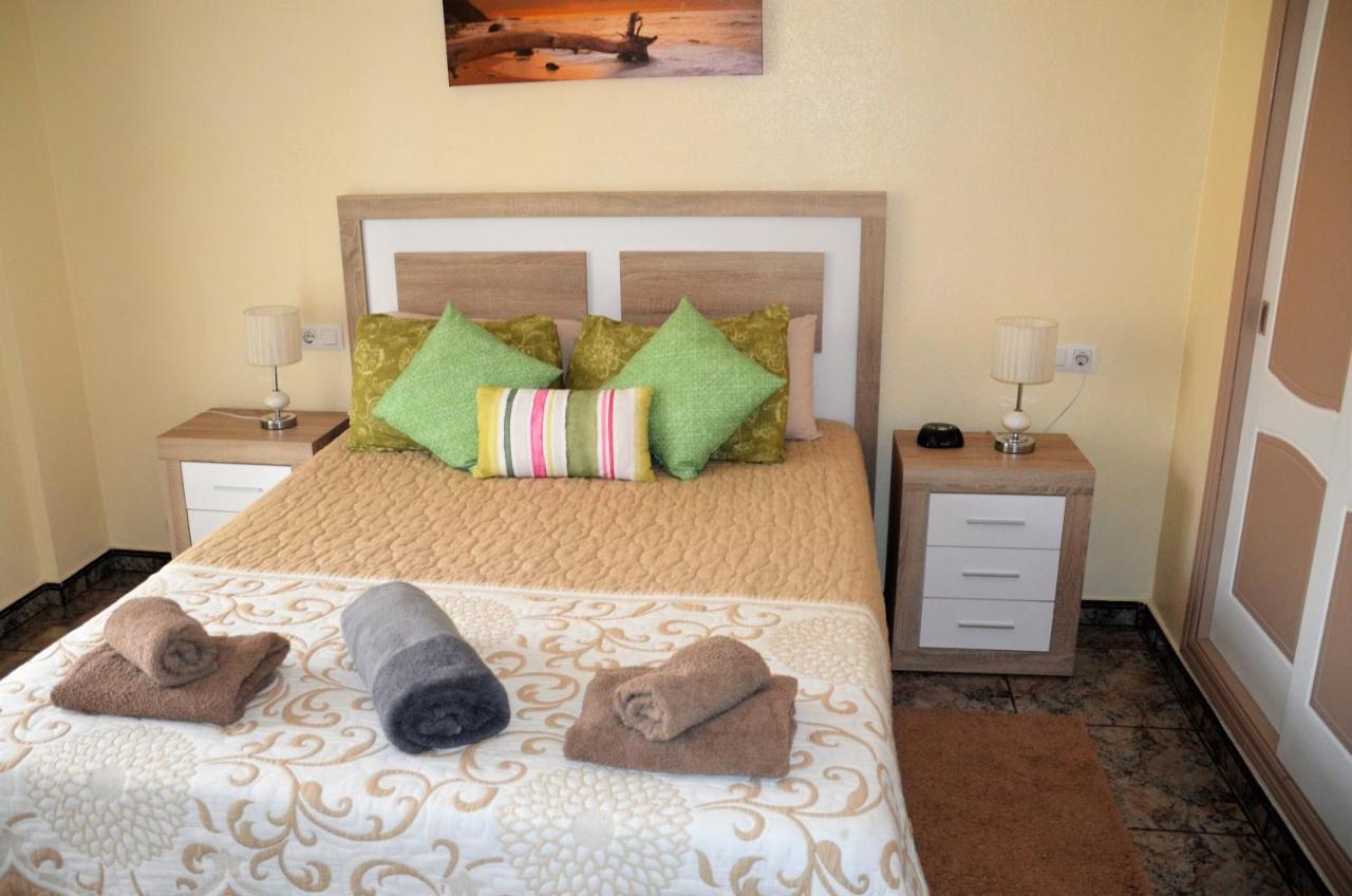Naufragos Beach Apartment Torrevieja Esterno foto