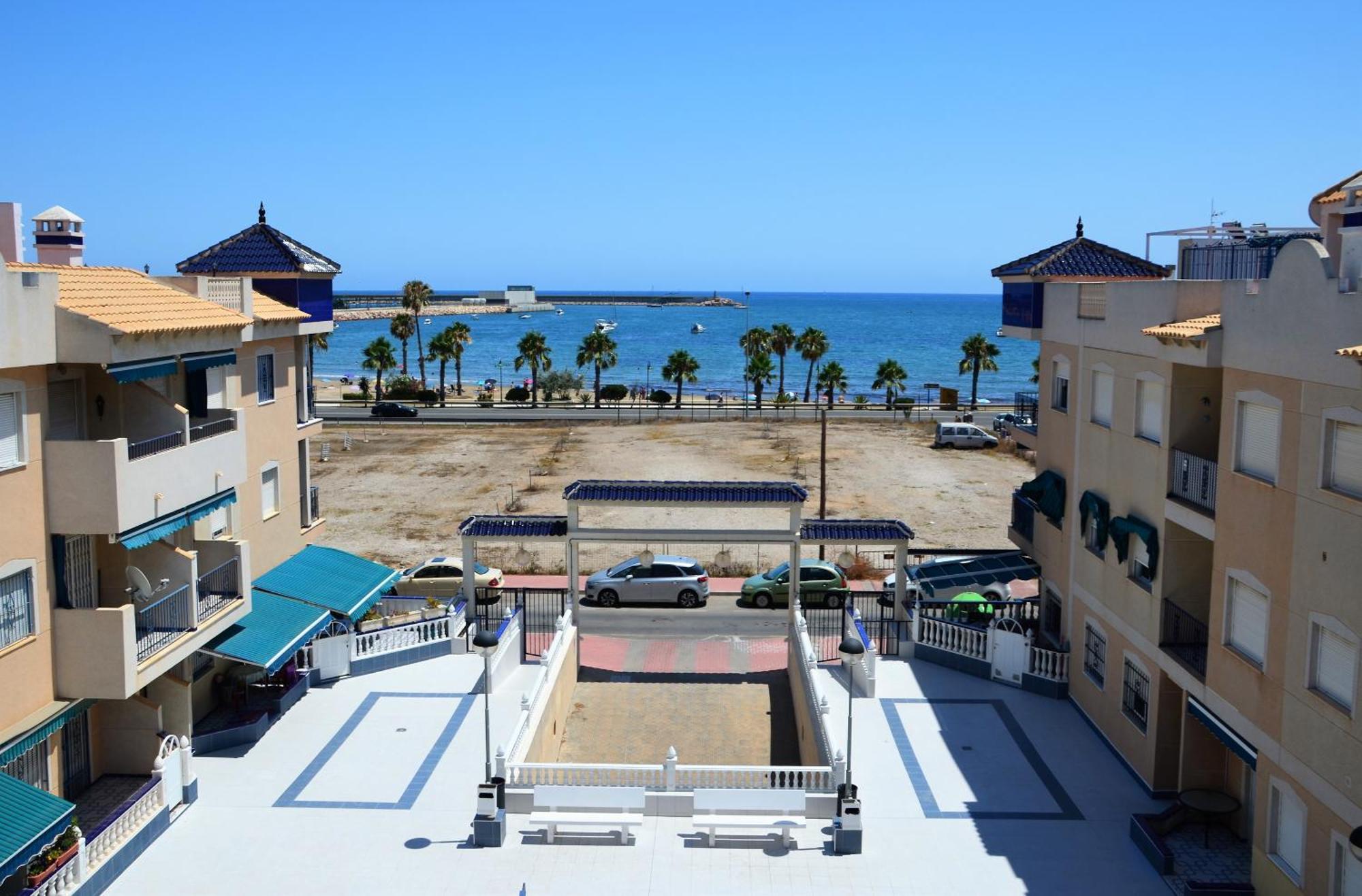 Naufragos Beach Apartment Torrevieja Esterno foto
